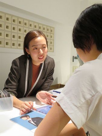 想穿的衣服 与性别无关 日本涌现女性订制男士西装潮流