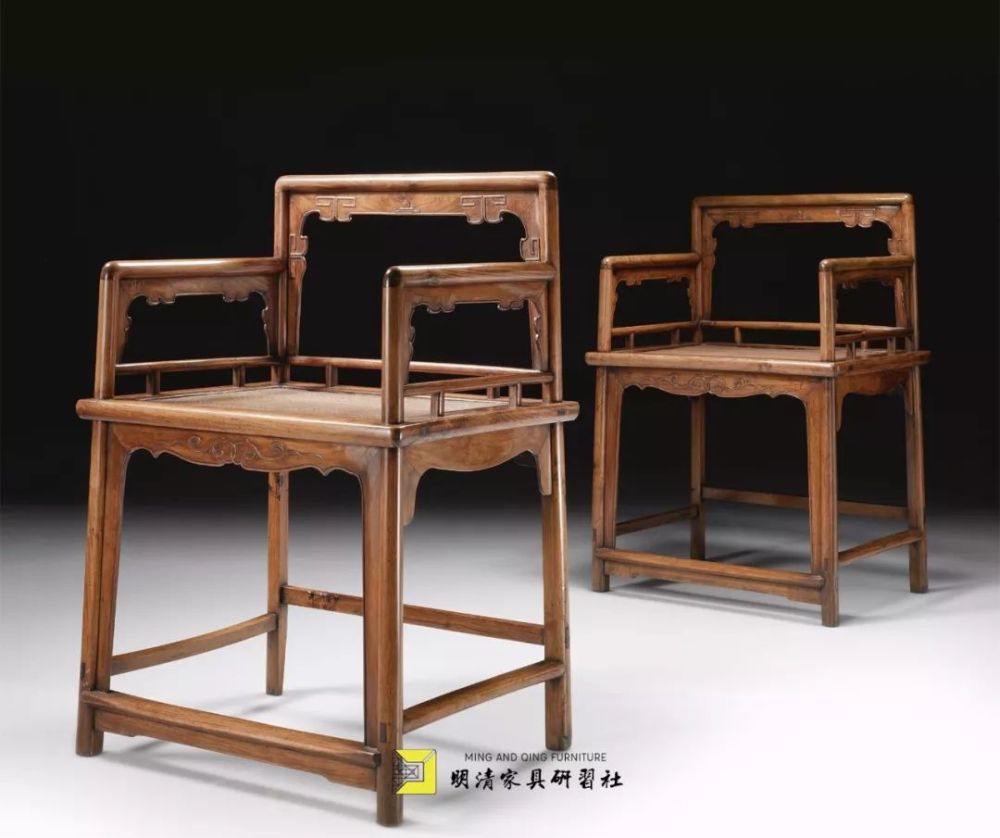 玫瑰椅家具中的古典美人