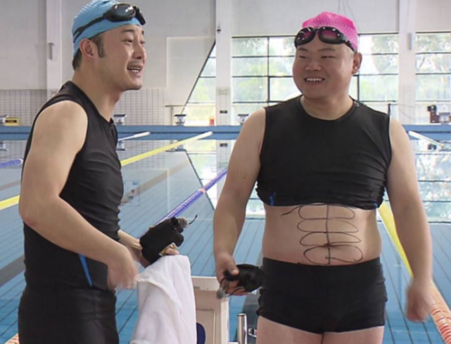 岳云鹏终于逆袭肌肉男?看到八块腹肌的他,网友:可以进军偶像派