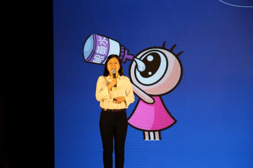 李孟达跟随莫奈了解老年性白内障