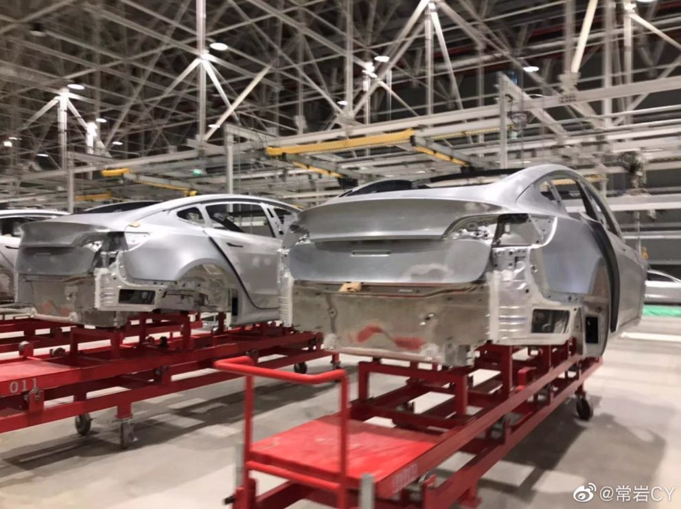 特斯拉上海超级工厂再曝内部图：Model 3车身或已经下线