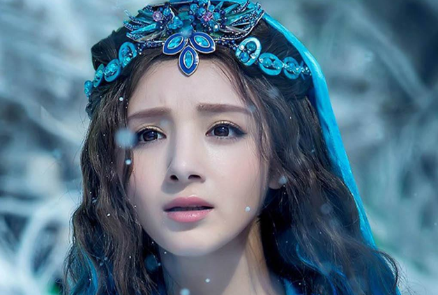 有种"表情包"叫麦迪娜,看到她模仿宝宝吃东西的表情,无法超越