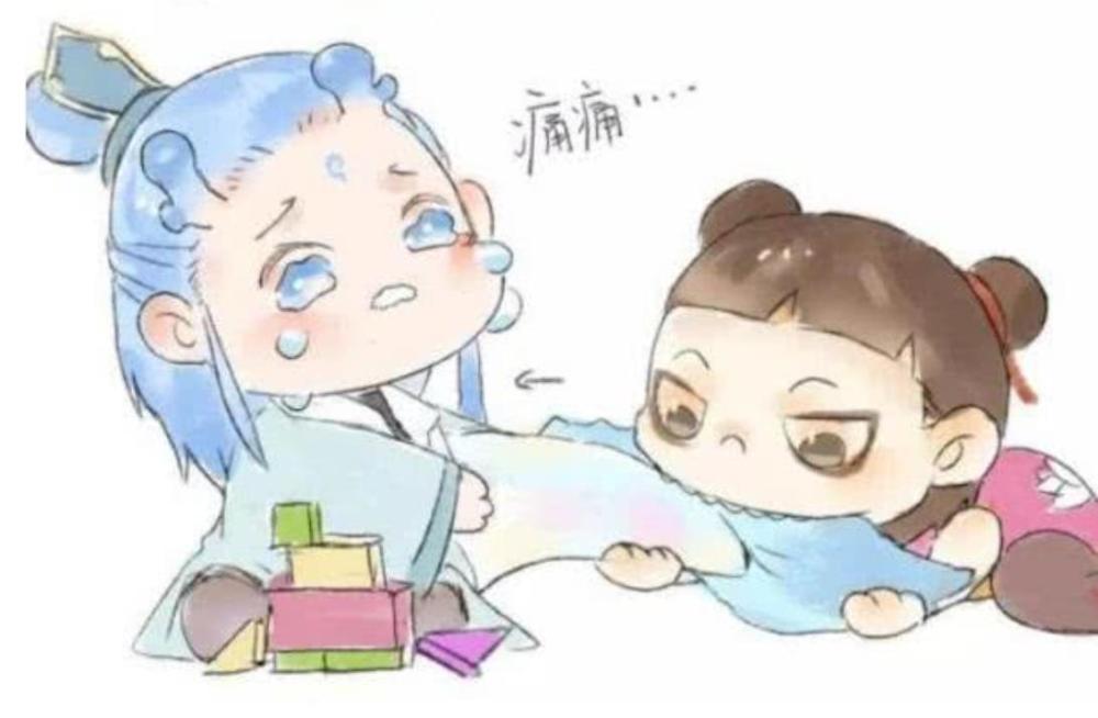 哪吒误将敖丙尾巴当成鱼手捧之后张嘴就吃饼饼瞬间被疼哭