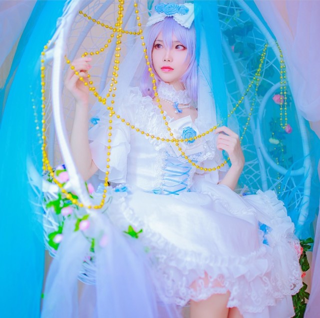 洛天依高颜值萌妹,穿上婚纱的那一刻,网友:想原地结婚!