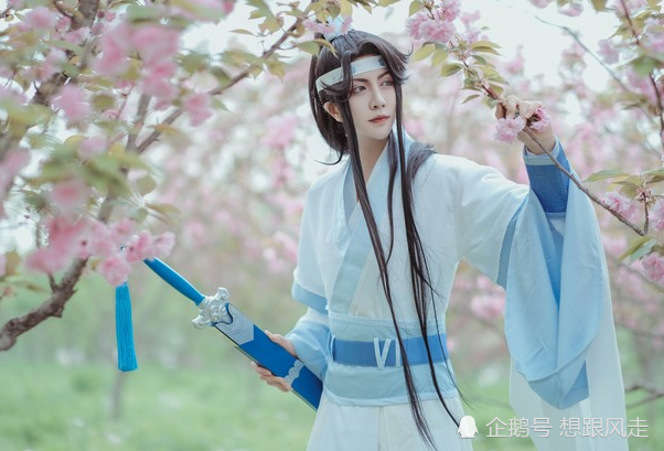 女扮男装cos蓝思追,看到成片,网友:你演的话,熬夜也要追!