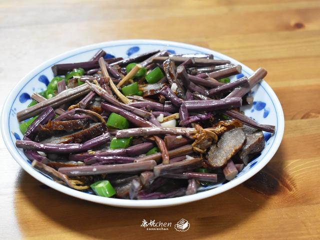 它叫如意菜 每次遇到我必买 炒肉特解馋 鲜香味美 下饭又下酒