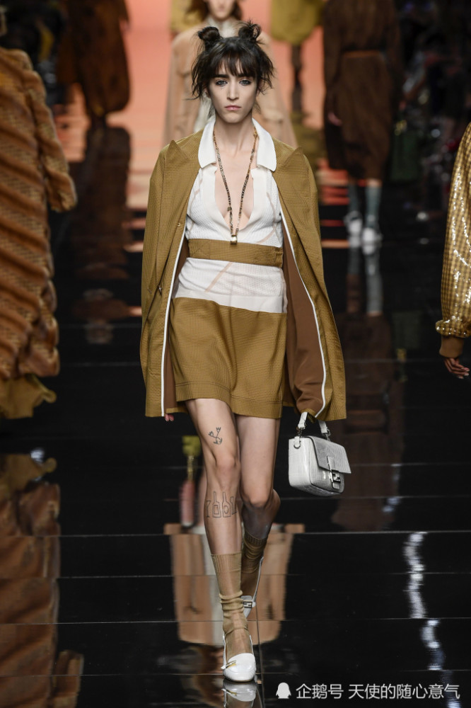 2020春夏米兰时装周fendi芬迪系列