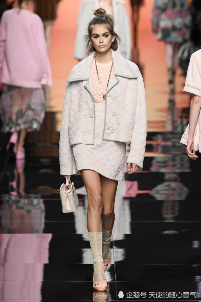 2020春夏米兰时装周fendi芬迪系列