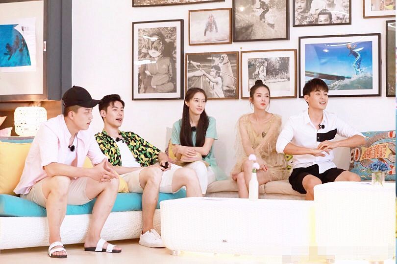 恋梦空间:王瑛瑛杨明鑫互投遭网友冷嘲热讽,这姑娘段位有点高