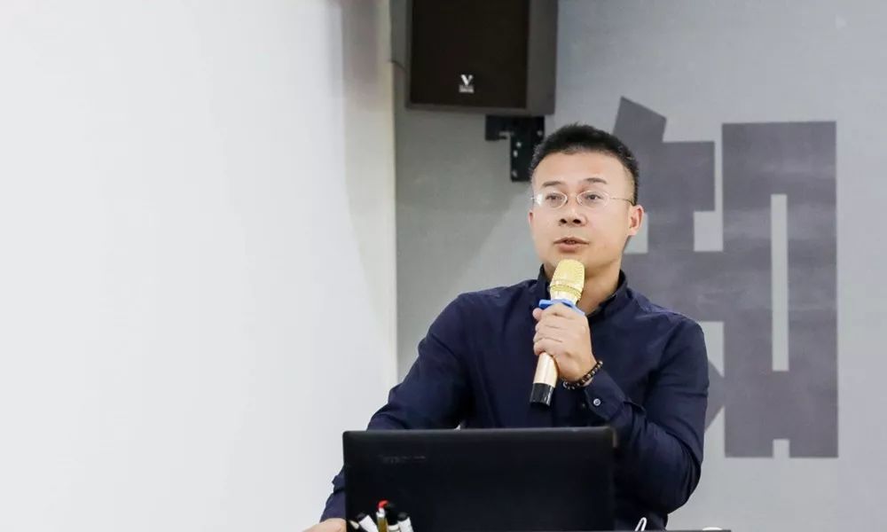 烘焙技术更新、店铺商业经营很难?半个