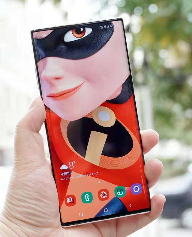 三星才是mate30pro唯一瀑布屏供应商