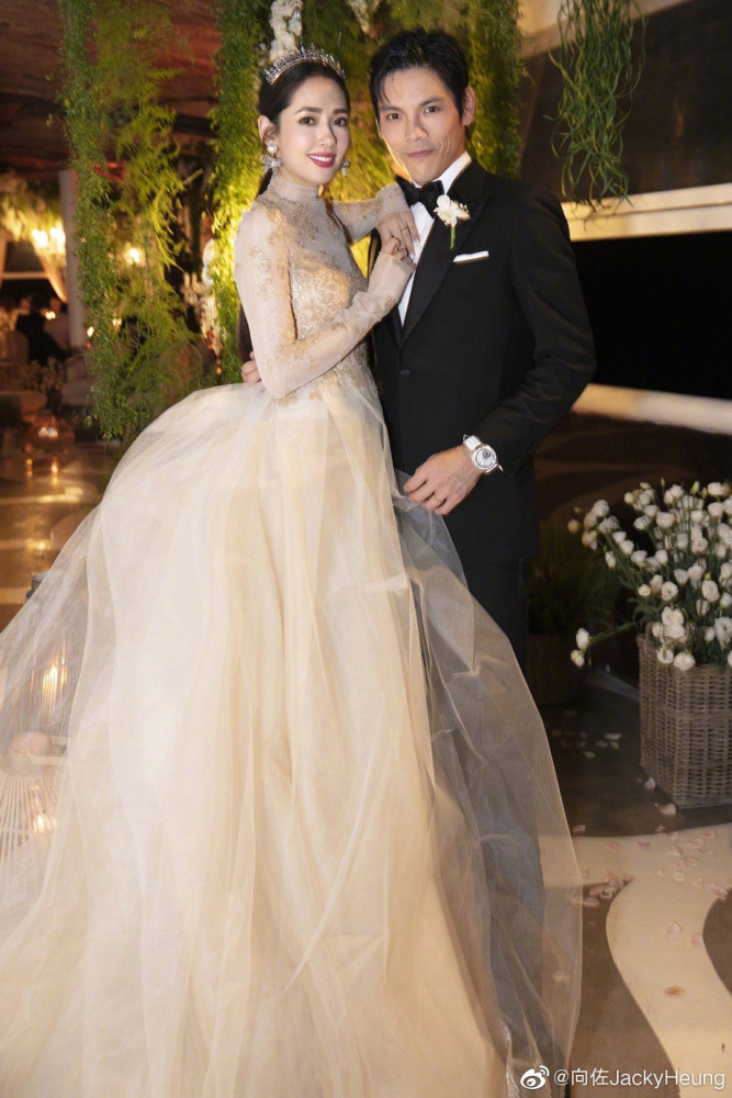 向佐郭碧婷意大利婚礼现场照曝光,向佐表白小