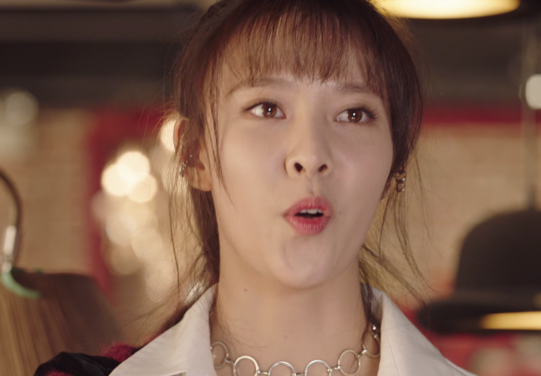 十年三月三十日赵承志故意和沈双双穿情侣装只是为让她吃醋