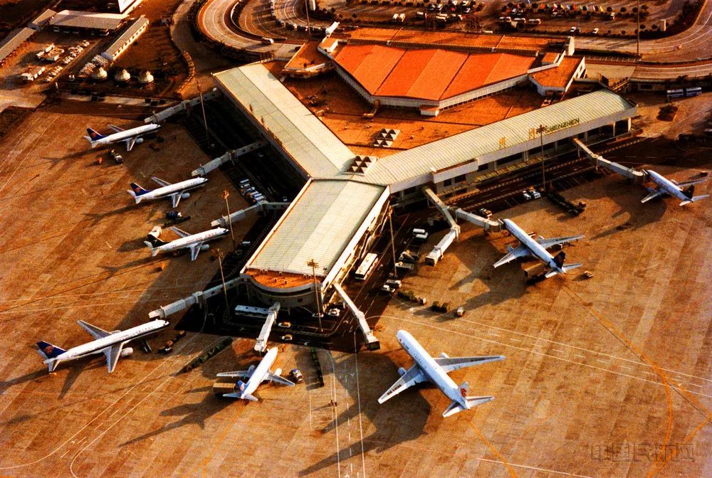 1995年的深圳机场