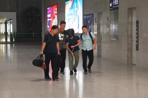 男子持枪杀死3人 潜逃12年后被河南驻马店