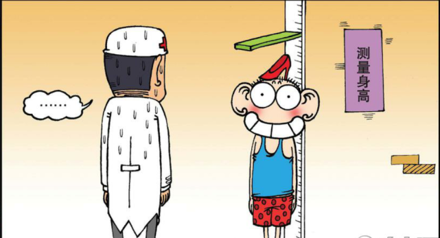 爆笑漫画:呆头为拯救五短身材,量身高时竟把高跟鞋放在头顶?