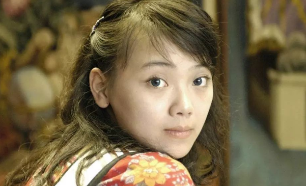 冷军版《蒙娜丽莎》,放大60倍,眼皮底下的小颗粒都看得分明