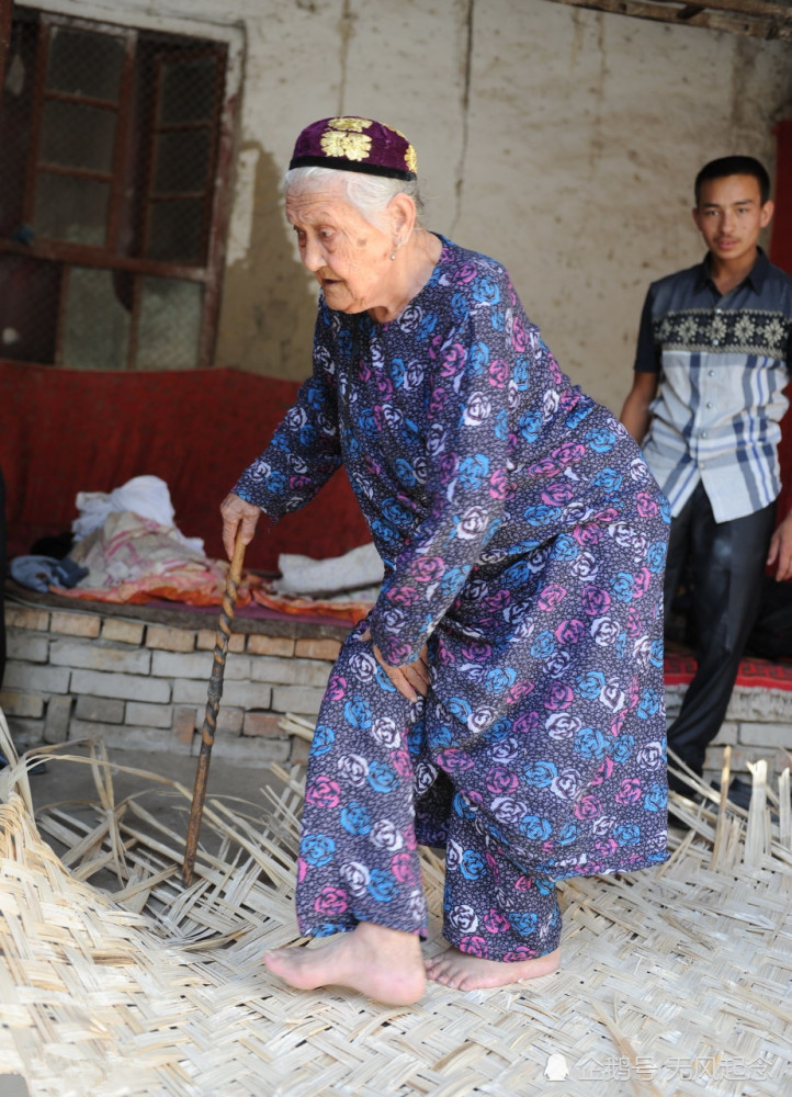 中国最长寿老人,生于光绪年间,爱喝冷水还爱漂亮,活了132岁