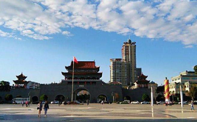云南第二大城市,面积约为88平方公里,就算昭通联合大理也不敌