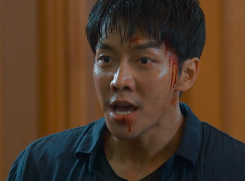 察觉事情并不是意外,却很快就被卷进惊魂时刻的生死一线里,刀头舔血