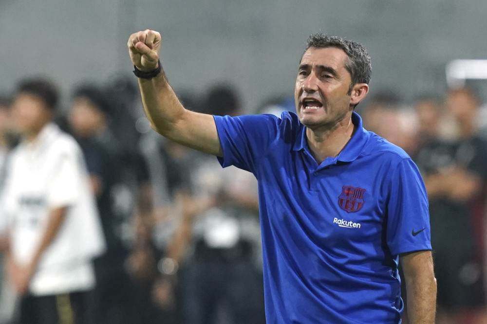 巴尔韦德:目前完全致力于摄影,但也会留意一些球队动态