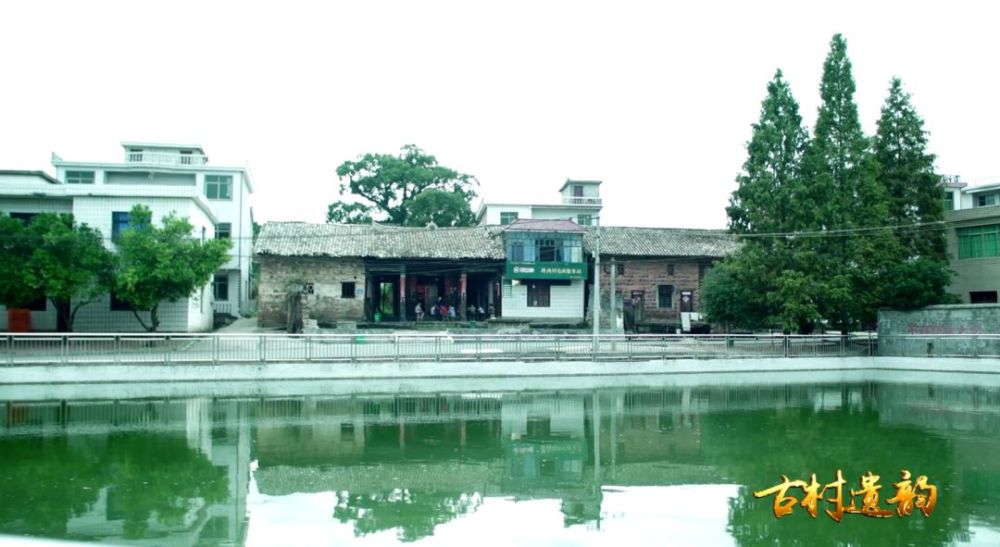 嘉庆皇帝御笔赐字 恩隆四世 来听听新余这个古村的故事