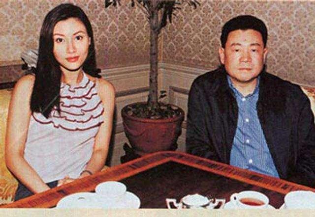 李嘉欣|潇洒的许晋亨：420亿家产花不完，爱泡女明星，娶李嘉欣为妻