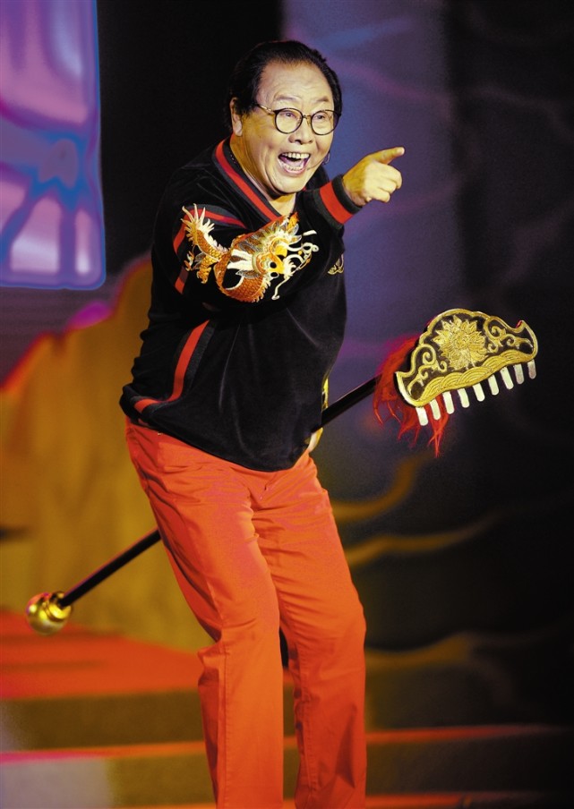 5.马頔马頔(dí),1989年1月15日出生于北京市,中国内地民谣男歌手.