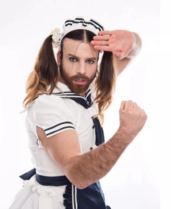 14岁开启女装大佬模式男装更有型网友表示中毒太深