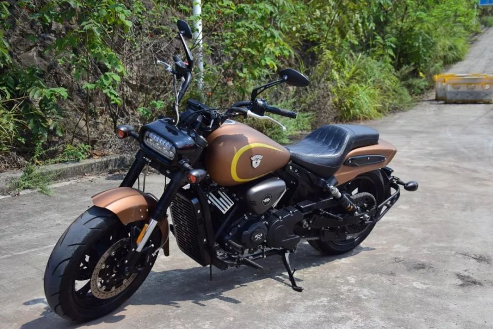 250单缸1.08万元起,建设摩托车大排量车型正式发布