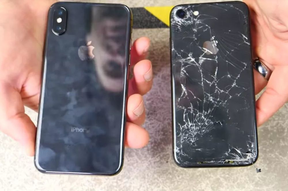 一系列暴力实验证明 Iphone 11也可以砸核桃了