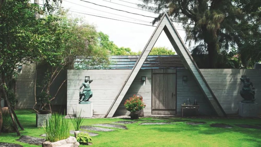 毛森江|他花6年造一栋三角形别墅，业界惊叹：这样的房子，100年也不过时