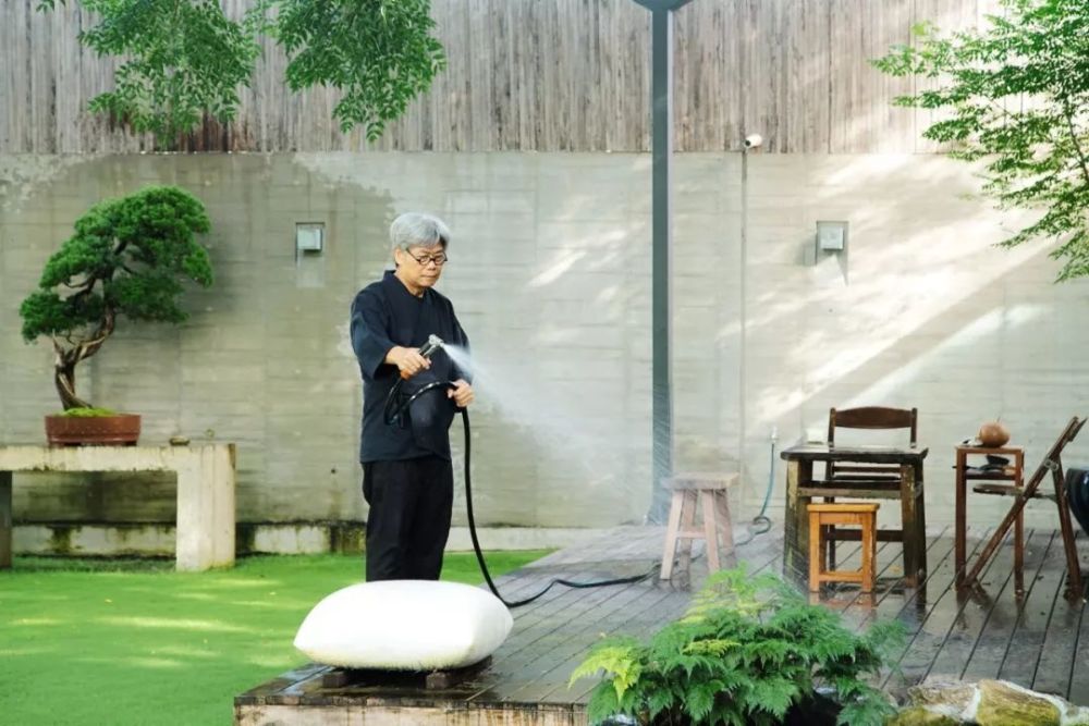 毛森江|他花6年造一栋三角形别墅，业界惊叹：这样的房子，100年也不过时