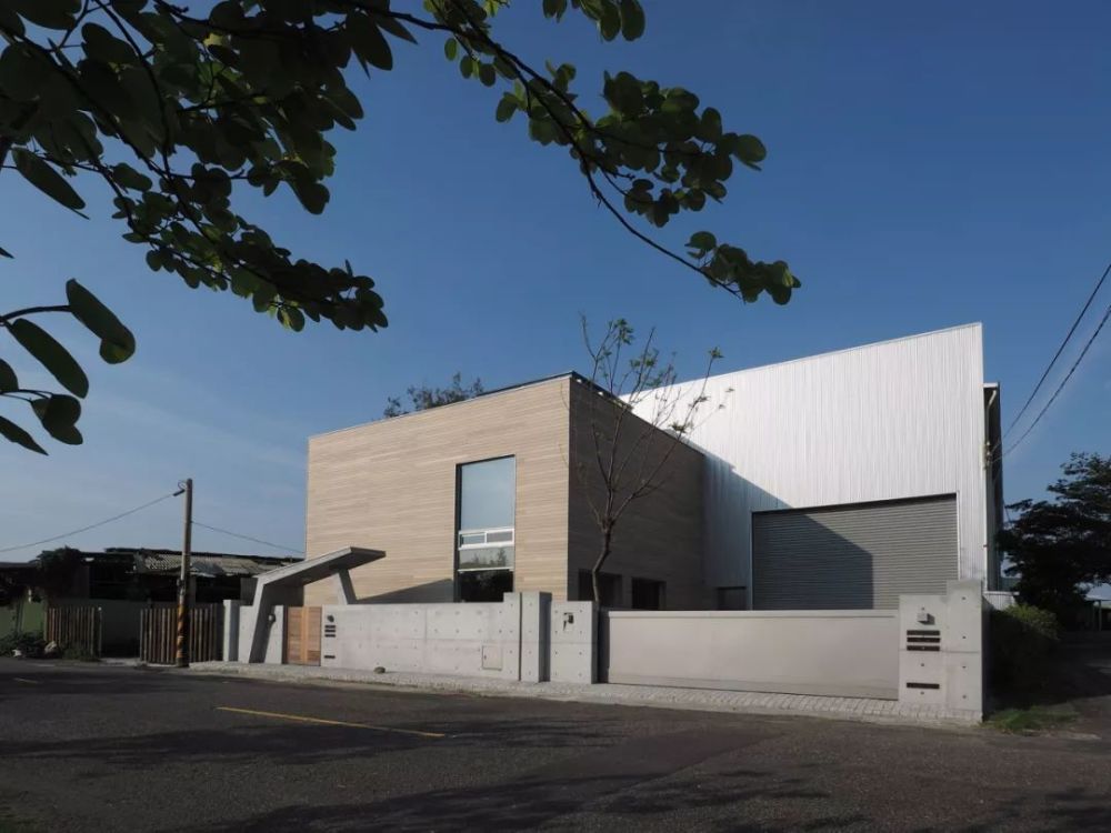 毛森江|他花6年造一栋三角形别墅，业界惊叹：这样的房子，100年也不过时