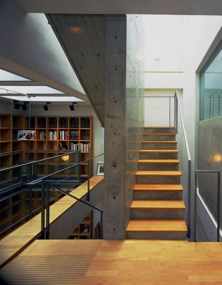 毛森江|他花6年造一栋三角形别墅，业界惊叹：这样的房子，100年也不过时