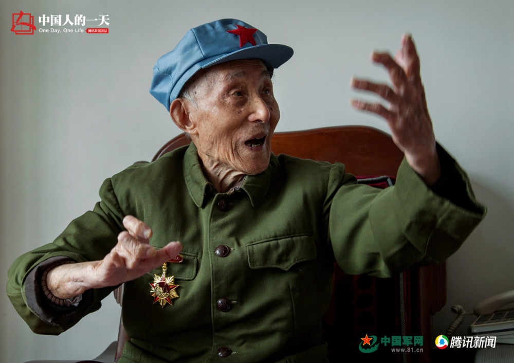 105岁老红军杜宏鉴:"希望年轻的战士们,人人都懂打胜仗"