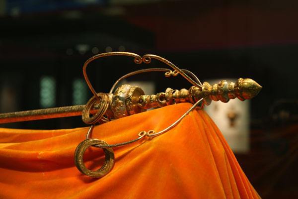 法门寺地宫挖出一根4斤多的"金箍棒",打脸日本专家,为国争光