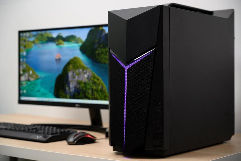 耀眼rgb加持发烧电竞主机联想刃9000三代上手