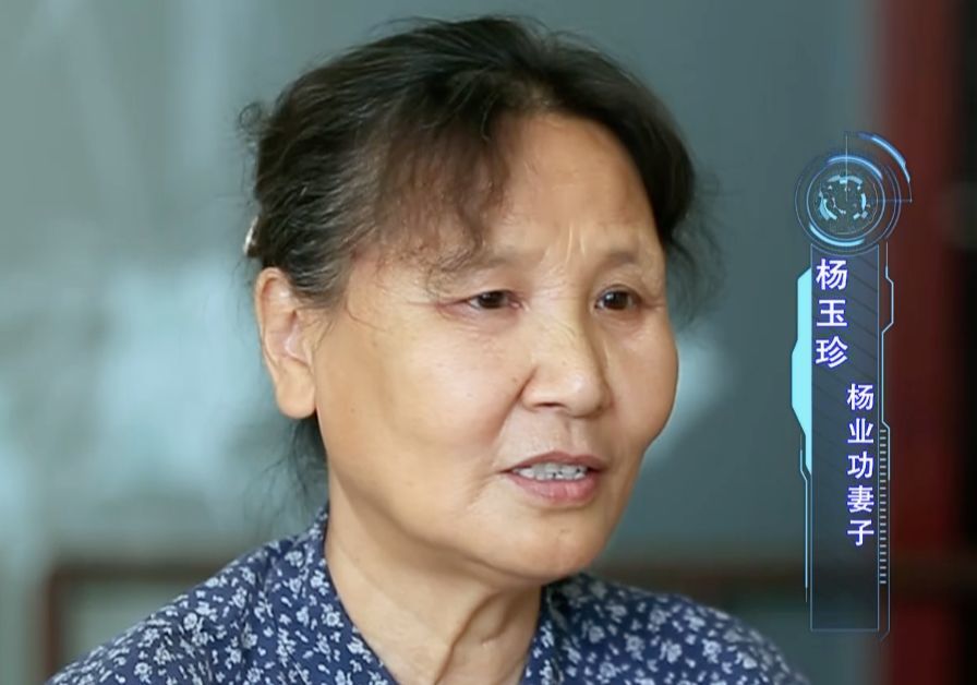 给时任某导弹旅旅长的陈楚华打电话 询问旅里达标考核的情况 叮嘱他