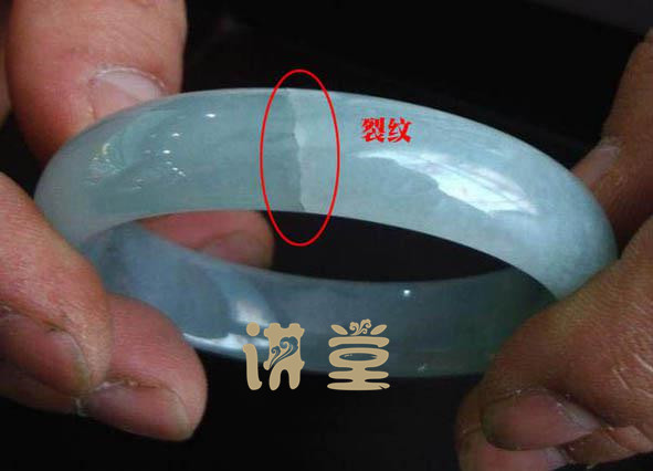 怎么样辨别翡翠的石纹和裂纹?