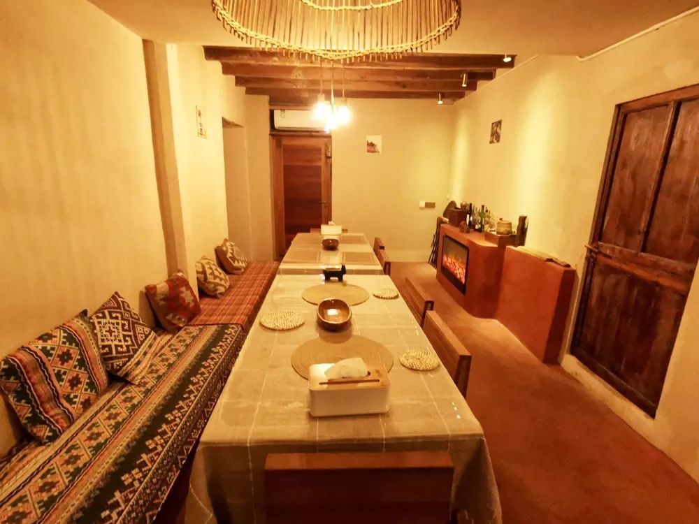 立公村麂海心踪住宿推荐△石头房△北麂灯塔(吴小淮 图)比起南麂列岛