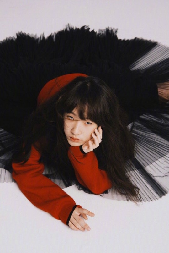 小s大女儿的杂志照片流出