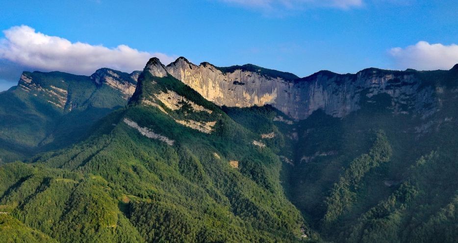 鶴峰縣旅遊純玩團