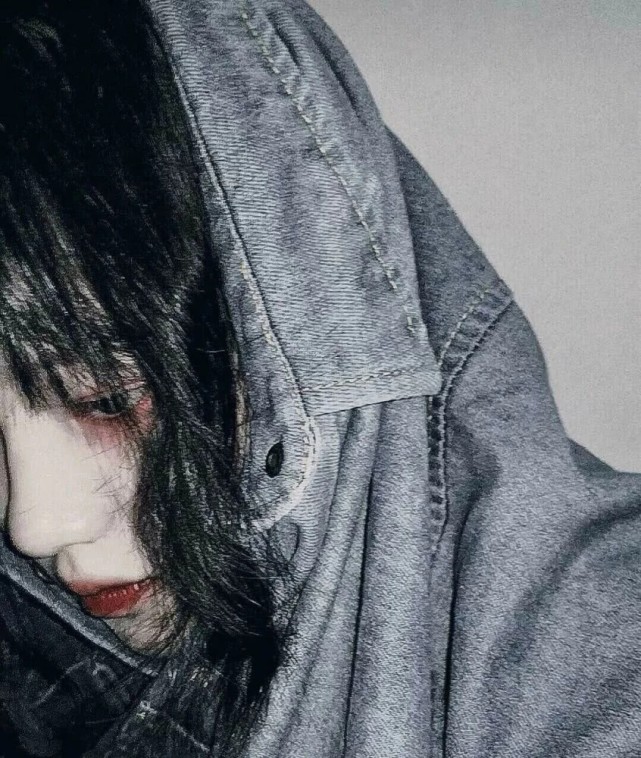 原宿风·丧系·头像:我满眼都是你,可你为什么不珍惜