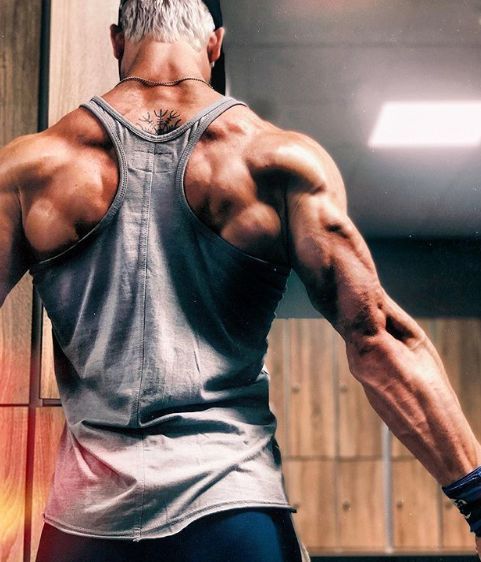 7个愚蠢健身动作可能很酷但非常奇葩你见过几个