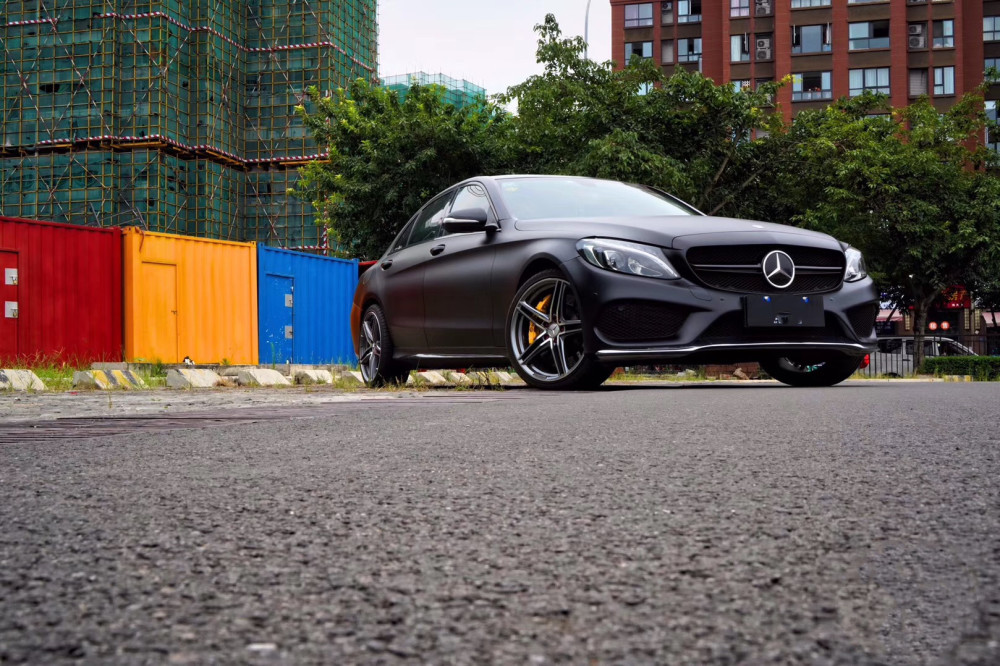 黑武士奔驰c200 只要回头率