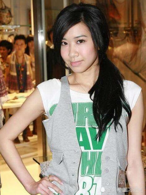 余文乐前女友吴雨霏二胎生女,自曝生产过程不易!