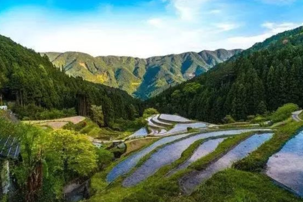 实拍日本上胜町:世界最干净小镇,有一套成熟的垃圾分类体系