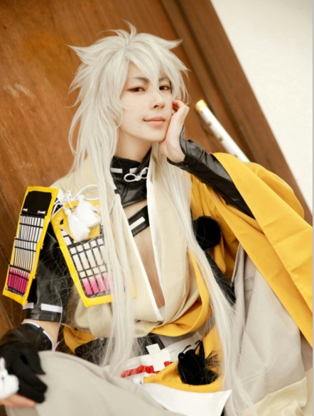 熊祁抛弃总裁装,cos刀剑乱舞小狐丸,活捉一只乖巧的小狐狸!