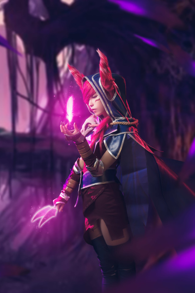 英雄联盟真人cos逆羽 霞,洛去哪了?